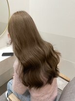 ラビス クローバー(Lovis clover) オリーブベージュ