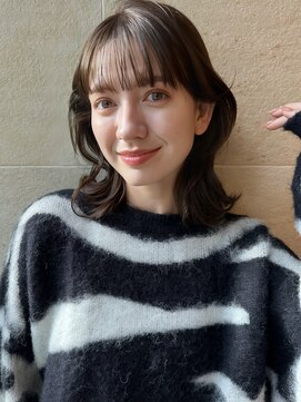 ビュートリアム265(BEAUTRIUM 265) ◎ミディアム/くびれレイヤー/レイヤーカット/顔周りカット/銀座