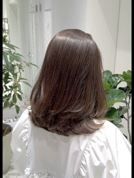 ザックギンザ(ZACC ginza) 透明感アッシュブラウン/ミディアムレイヤー