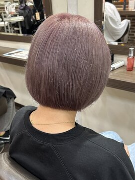 ヘアーアンドメイク ビス(HAIR&MAKE bis) 色落ちはまろやかベージュに♪ピンクベージュ【唐木彩華】