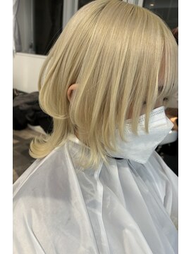 ホープ(hope) ウルフカット×ブロンドヘア