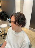 【センターパートマッシュ】抜け感×色気を纏う上品メンズカット