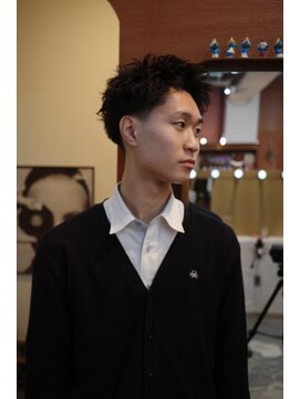 エディ(Edy) メンズスパイキーショート刈り上げツイストピンパーマ眉毛カット