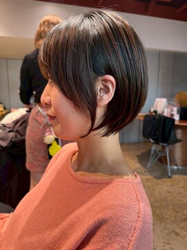 ナチュラル ヘアーデザイニング(Natural hair designing) 大人可愛いショートヘア/上品丸みショートボブ/プラムチャコール