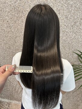 ベルフェミンミエル ツヤストレートで毎日のお手入れを楽に