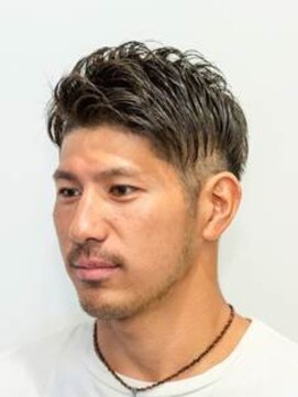 ルアナ バイ ザシーヘアーアンドライフ(LUANA by the SEA hair&life) ワイルドアップバング×ツーブロック