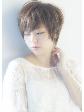 ロミー 本厚木(ROMMY.) 大人ショート 小顔 ひし形シルエット【ROMMY. 本厚木】