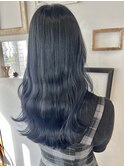 ブルーブラック