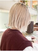 ミルクティーベージュカラーショートボブ切りっぱなしボブ30代
