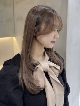 アイユー(ii+U) レイヤー　顔まわりカット　艶髪