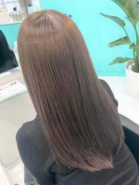 ユー イケブクロ(u Ikebukuro) グレージュカラー/くすみベージュ/セミロング/美髪のススメ