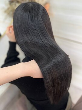 エス(Ess) 美髪/ワイドバング/ホワイトブロンド[髪質改善/ヘアセット/大宮]