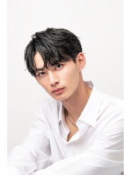 オーシャントーキョー シブヤジンナン(OCEAN TOKYO shibuya JINNAN) 黒髪センターパート