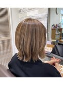 ボブレイヤー/白髪ぼかしハイライトカラー