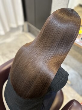 髪質改善ストレート/グレージュ/艶髪/ぱつっとロング/縮毛矯正