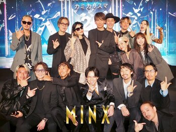 ミンクス渋谷スマートサロン(MINX shibuya smart salon)の写真/【世界を飛び回り技術セミナーを行う講師陣】カミカリスマ最多13冠タイトル獲得*5年連続三ツ星受賞[渋谷]