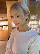 ウエストリー(WESTORY)&nbsp;#ハイトーンショート#金髪ショート#触覚#ホワイトベージュ