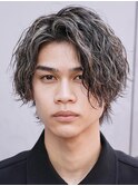 渋谷波巻きパーマ束感ツイストスパイラル無造作メンズパーマ色気