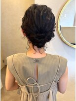 リタ(Lita.)&nbsp;ヘアセット/ヘアアレンジ/シニヨン/まとめ髪/結婚式[新保/青江]
