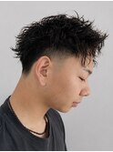 20代30代ツイストスパイラルパーマ束感ショート