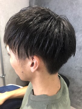 ノイ(Noy) ツーブロックデザイン