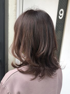 アンビエンテ(ambiente) ピンクブラウン　くびれミディアム【坂根】