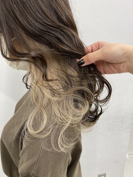 アライブ キチジョウジ(ALIVE Kichijoji) 韓国風インナーカラー/イヤリングカラー×