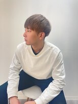 ジャスミンバイカルフール(JASMINE by carrefour)&nbsp;ベージュカラー前下がり韓国風マッシュ