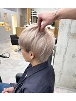 ティントバイアロブリーチ 大阪梅田(tint by alo bleach) 【Ryota】ホワイトベージュ《大阪梅田駅》