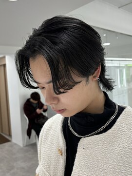 ルースト 八王子店(ROOST) センターパートウルフ カルマパーマ