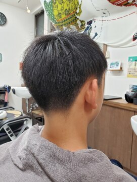 バーバースマイルケーアンドケー(BARBER SMILE K&K) ツーブロック