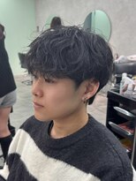 ジーニー 千葉(GENiE)&nbsp;ウルフ/センターパート/カルマパーマ/ニュアンスパーマ/古荘竜生