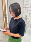大人可愛いナチュラルストレートボブ