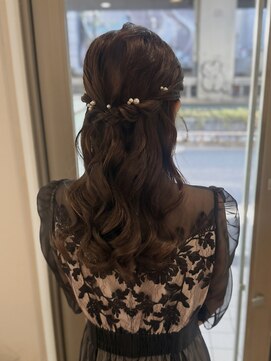 艶髪ハーフアップ結婚式参列お呼ばれヘア