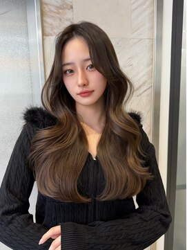 天神美容室 ハッシュカット×小顔レイヤー×韓国風巻き×髪質改善