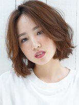 スローリー(slowly) クセ毛風大人ボブ