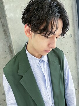 サロンドミルク 原宿(salon de MiLK) かき上げヘア×黒髪スタイル 【原宿/明治神宮前】