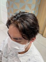 バブ バイネオリーブ(Bab by neolive)&nbsp;センターパート　ツイストスパイラル　ハイライト　メンズカット