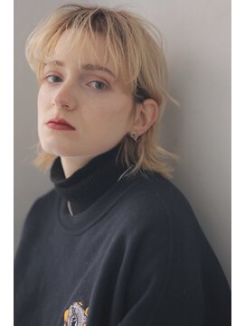 ソイリウム 下北沢(soi rium) 耳にかけても可愛いホワイトカラーボブ【soi下北沢】