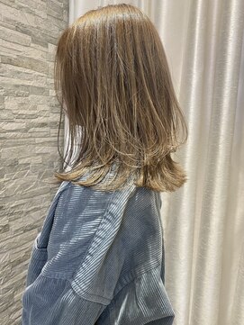 サード(ThairD) グレージュカラー/アッシュオリーブ/30代40代50代