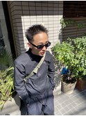 スパイキーショート　スキンフェード