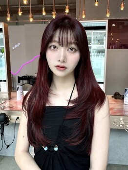 ウィクシーミミ 栄矢場町店(wixy mimi)の写真/【栄/矢場町】初めてのブリーチも丁寧なカウンセリングとカラーリングで好評♪インナーカラーで映え決定★