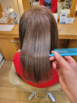 ユウヘアー 三軒茶屋店(U Hair) 艶髪☆ミディアム/縮毛矯正/髪質改善
