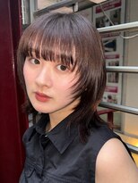 ノイ(noi)&nbsp;顔周りレイヤーカットくびれヘアミルクティーベージュカラー