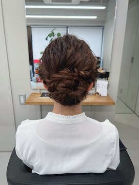 バルベストーキョーサウス(BARBES TOKYO SOUTH) ゆるふわアップ【清板】