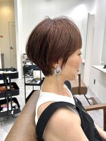エブリ(evri) 「evri」乾かすだけで頭の形が綺麗に見えるショートボブ