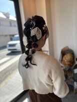 シーソー(SEA SAW)&nbsp;ツイン編みおろし/ヘアアレンジ/およばれヘア