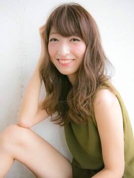 リリアン 表参道(relian) ホワイトベージュカラーはリリアン表参道