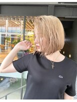 トルネード(TORNADO)&nbsp;外国人風韓国風　ブロンド　切りっぱなしボブ　タンバルモリ