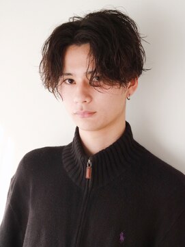 エイル 北堀江(Eir) 【センターパートグク風スパイラル】